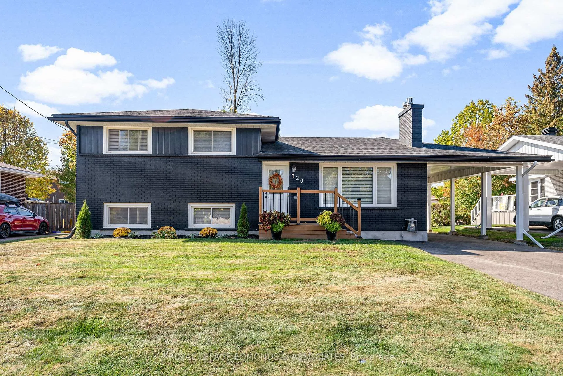 Photo 1 of 320 Patricia Avenue, Pembroke — HOMEH