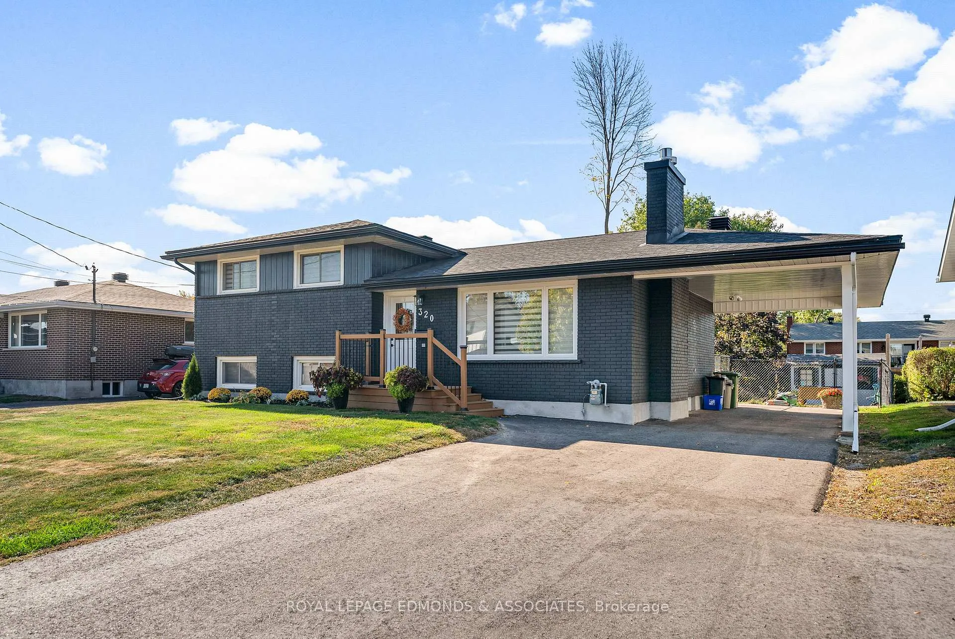 Photo 3 of 320 Patricia Avenue, Pembroke — HOMEH