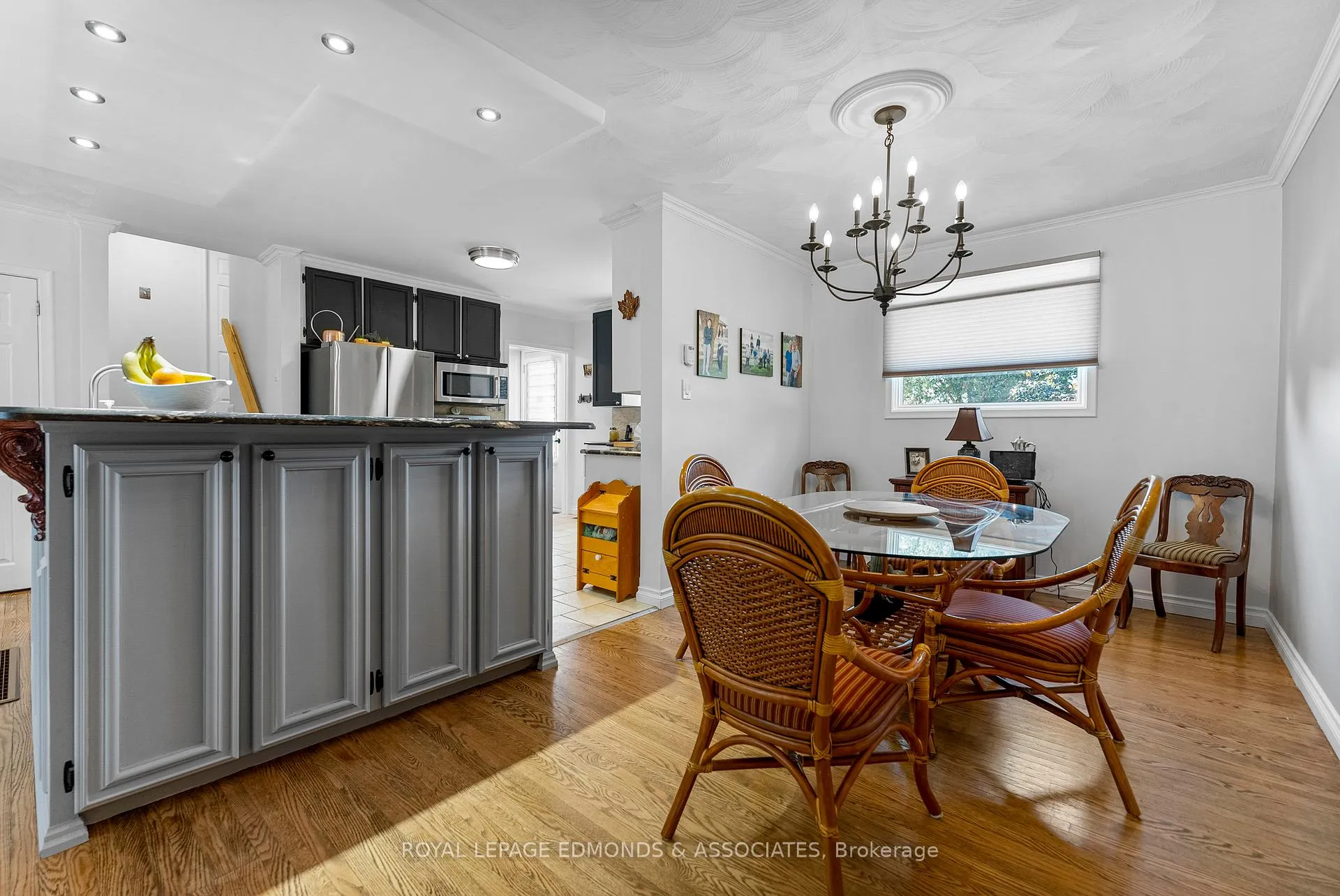 Photo 10 of 320 Patricia Avenue, Pembroke — HOMEH