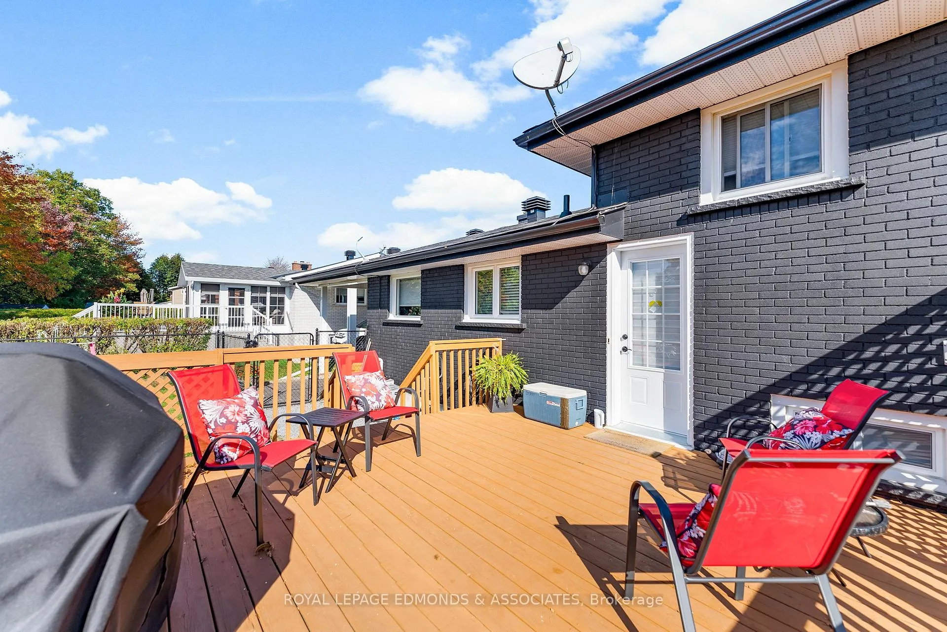 Photo 33 of 320 Patricia Avenue, Pembroke — HOMEH
