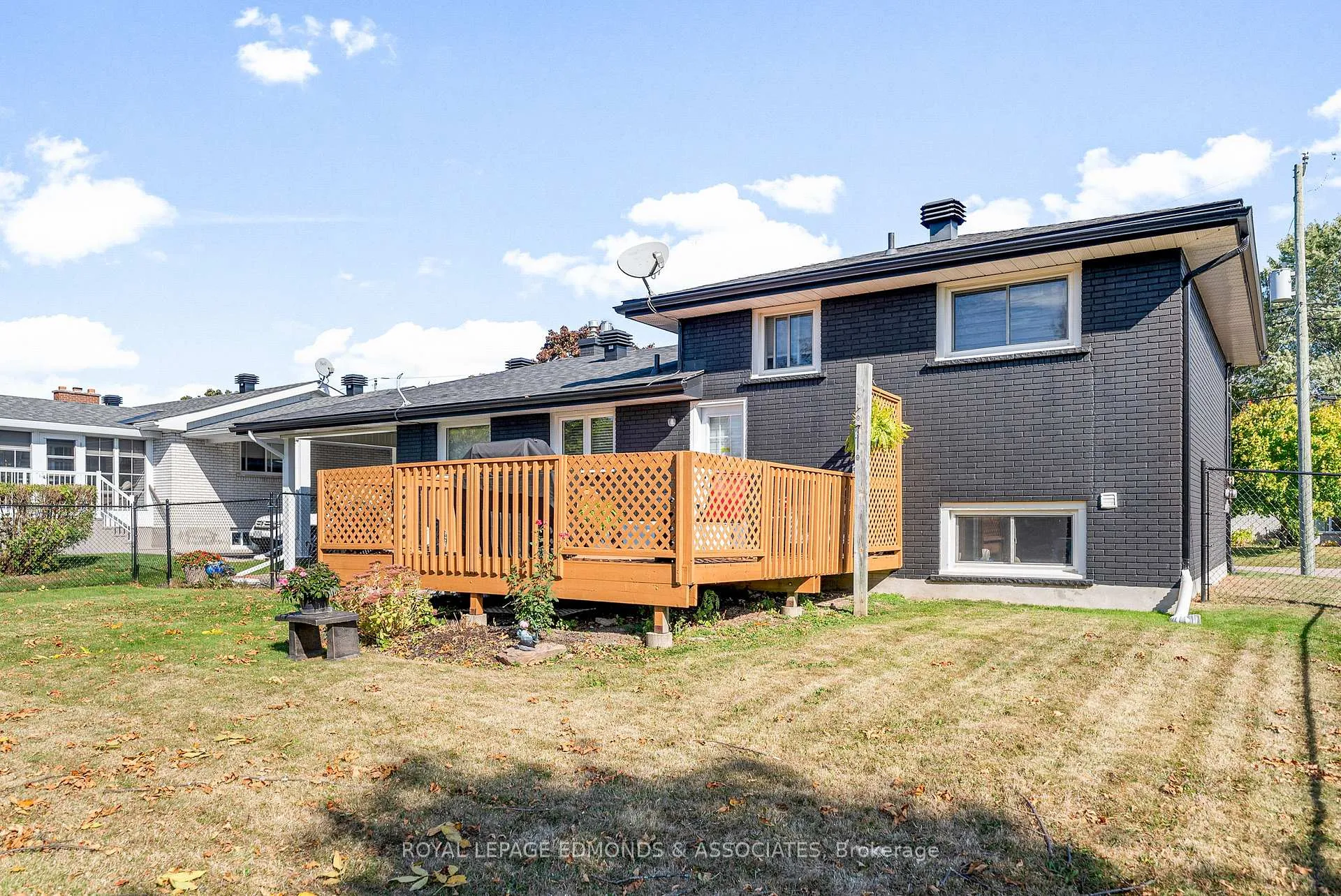 Photo 38 of 320 Patricia Avenue, Pembroke — HOMEH