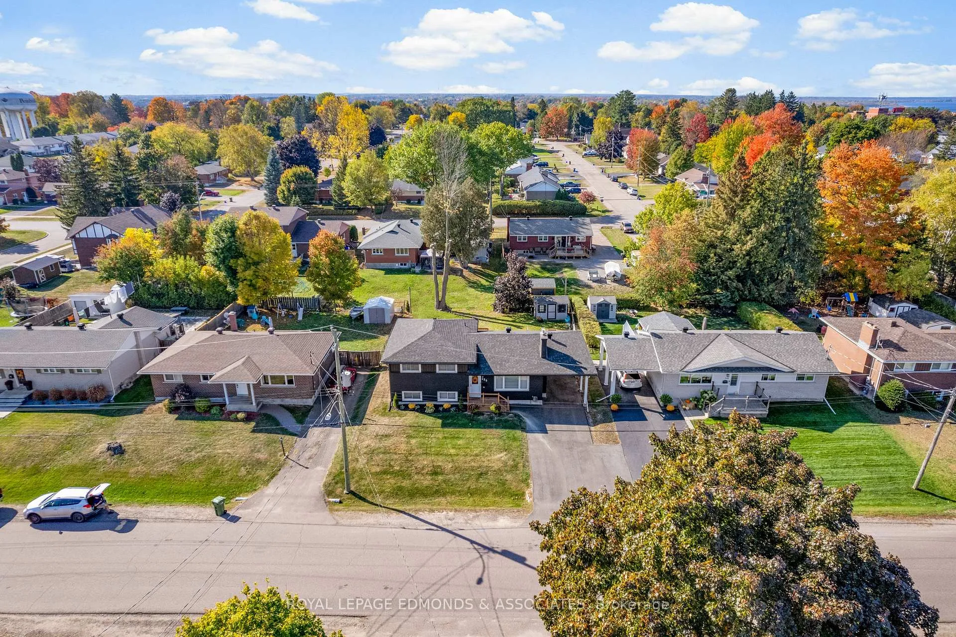 Photo 43 of 320 Patricia Avenue, Pembroke — HOMEH