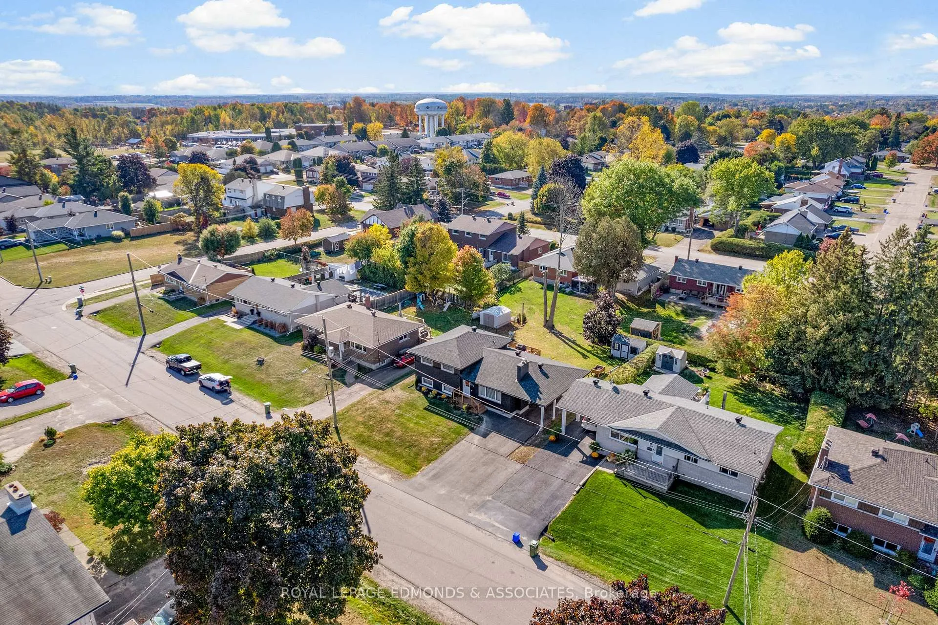 Photo 44 of 320 Patricia Avenue, Pembroke — HOMEH