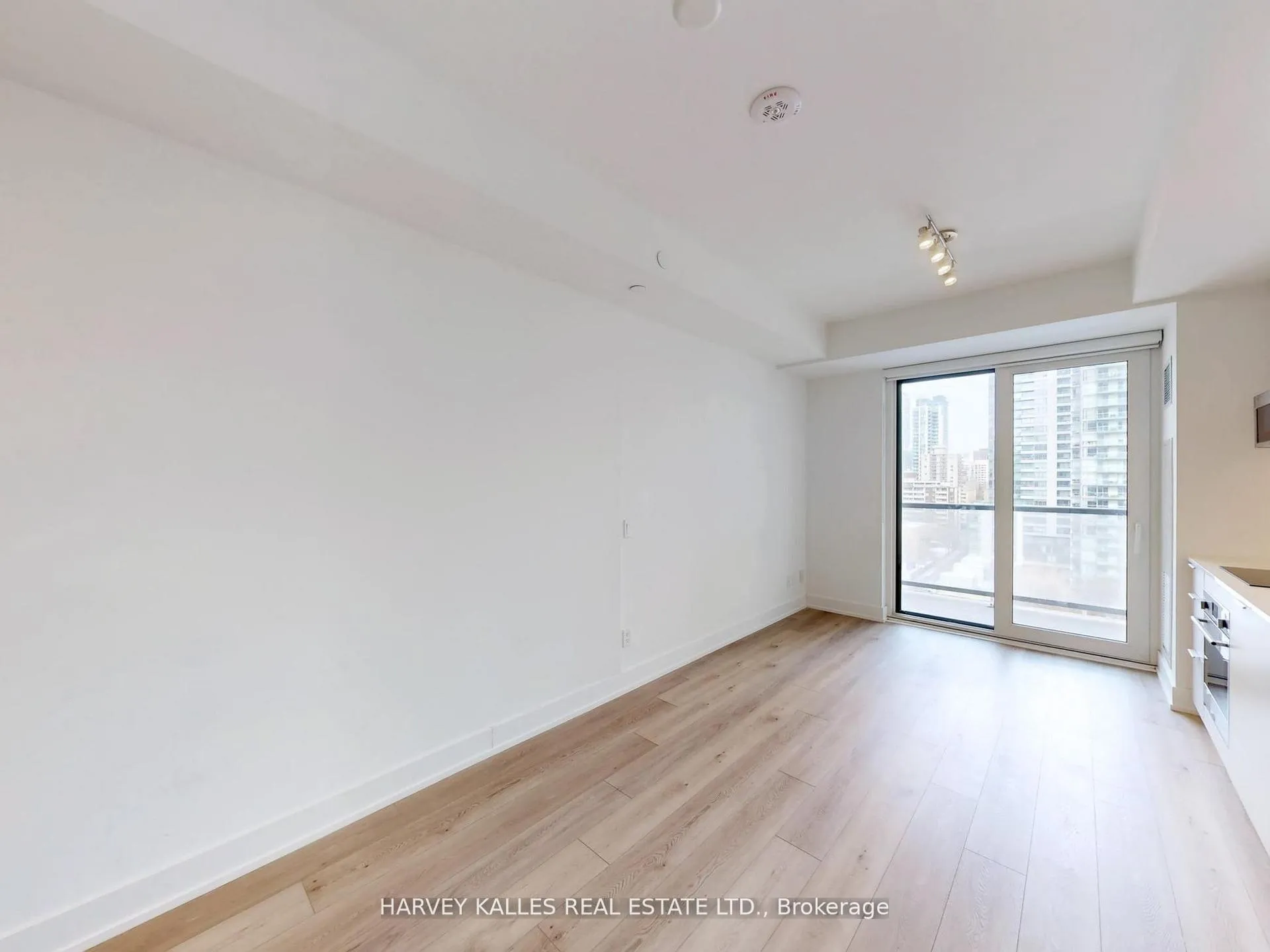 Photo 9 of Unit 1306, 308 Jarvis Street, Toronto, Church-Yonge Corridor — HOMEH
