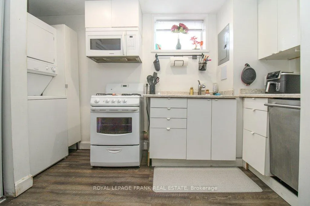 Photo 33 of 129 Arthur Avenue, Peterborough, Otonabee Ward 1 — HOMEH