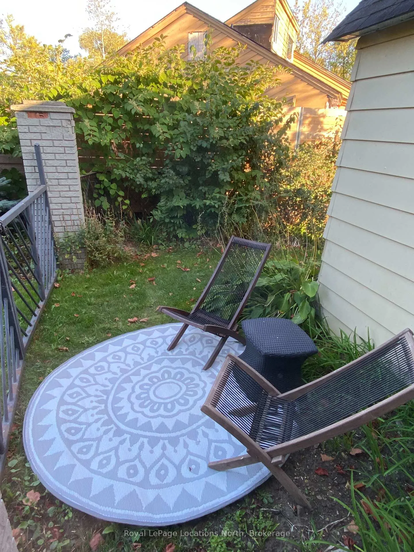 Photo 13 of 58 Indian Trail W, Collingwood — HOMEH