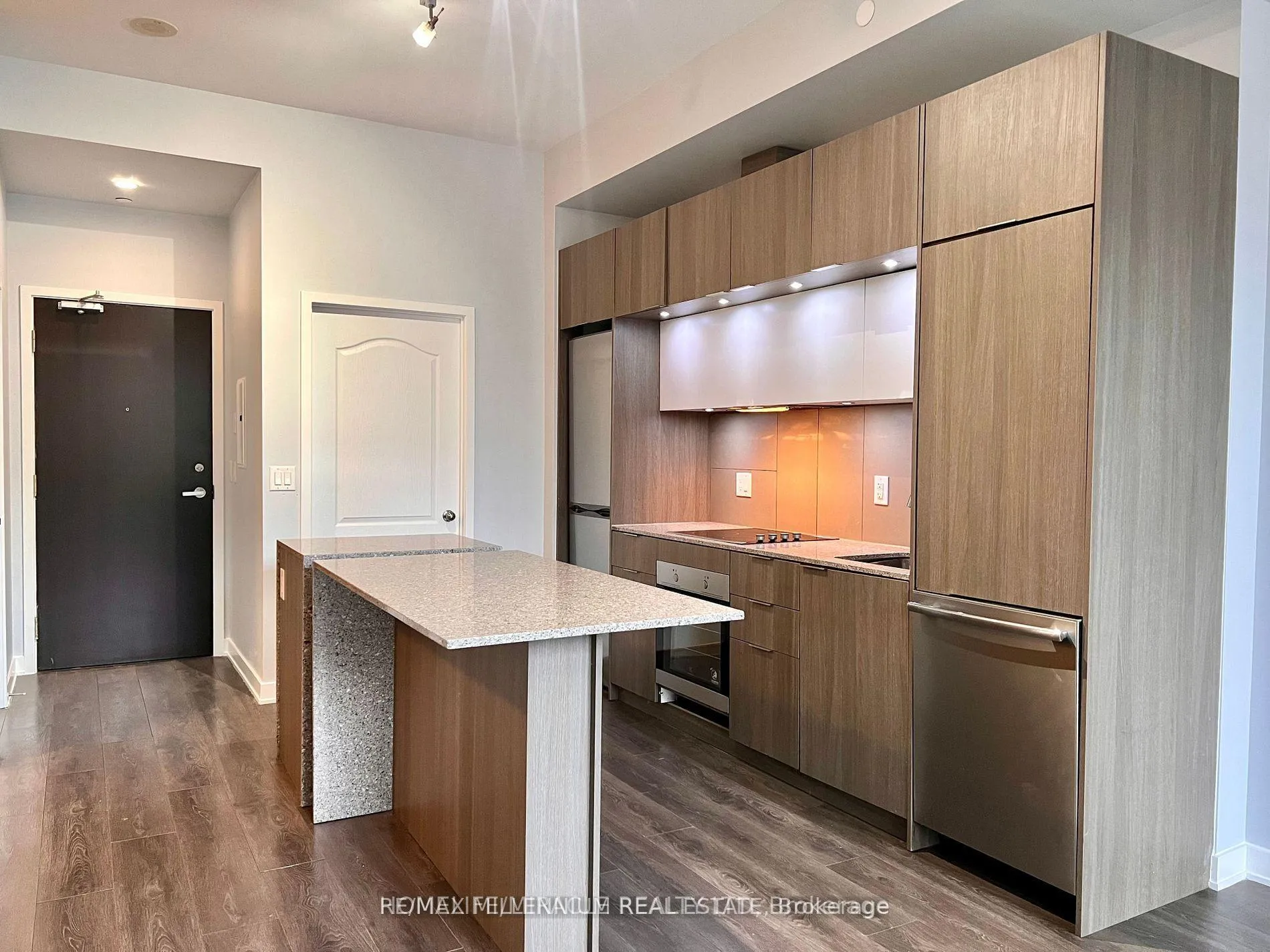 Photo 4 of Unit 402, 55 Regent Park Boulevard, Toronto, Regent Park — HOMEH