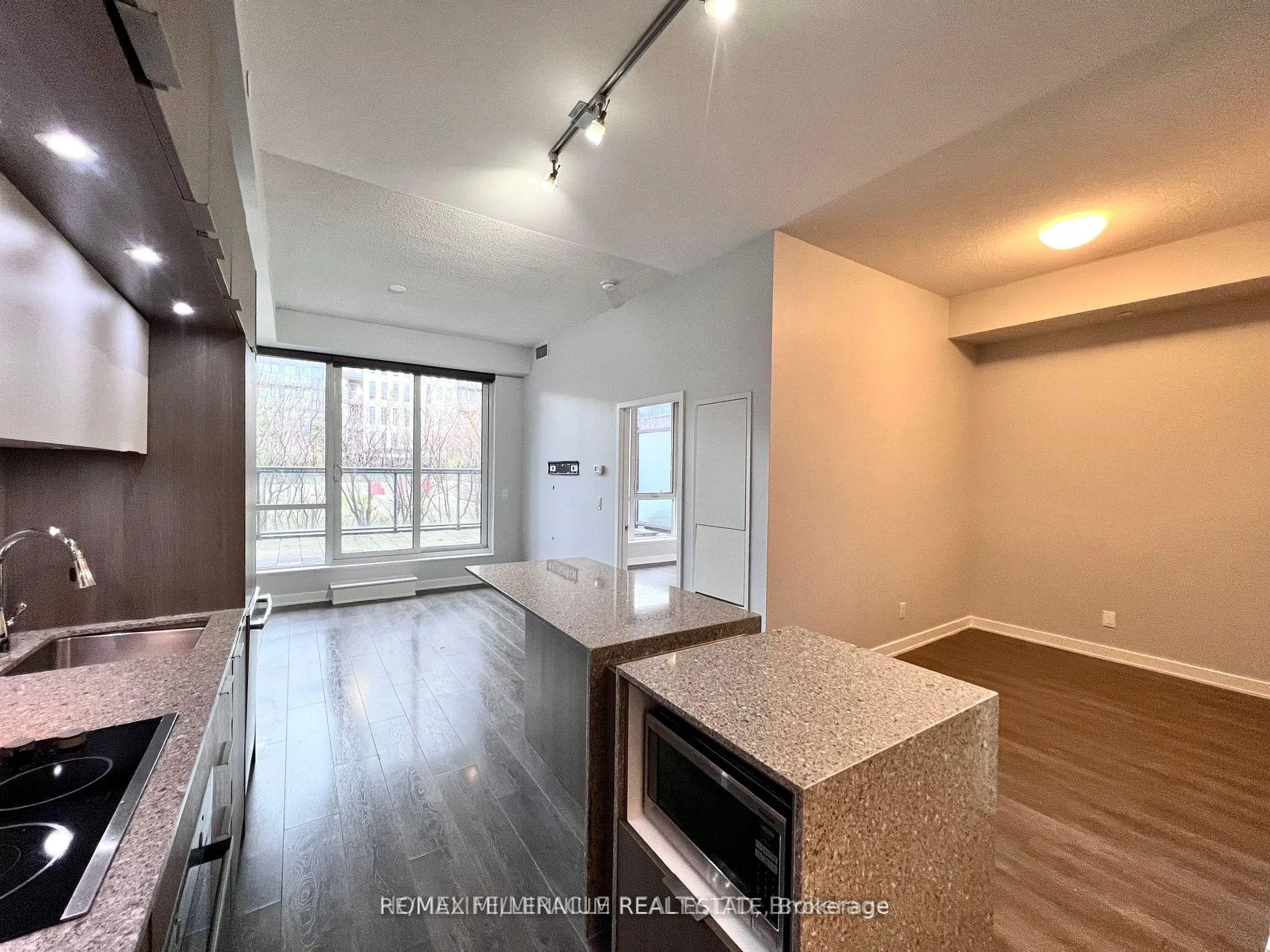 Photo 7 of Unit 402, 55 Regent Park Boulevard, Toronto, Regent Park — HOMEH