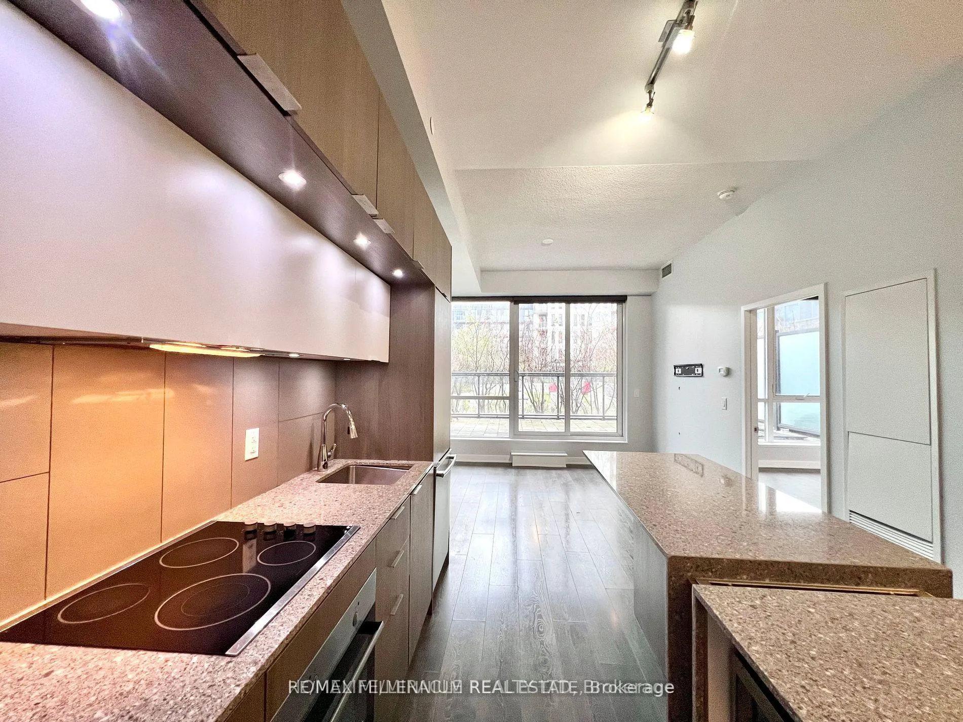 Photo 8 of Unit 402, 55 Regent Park Boulevard, Toronto, Regent Park — HOMEH