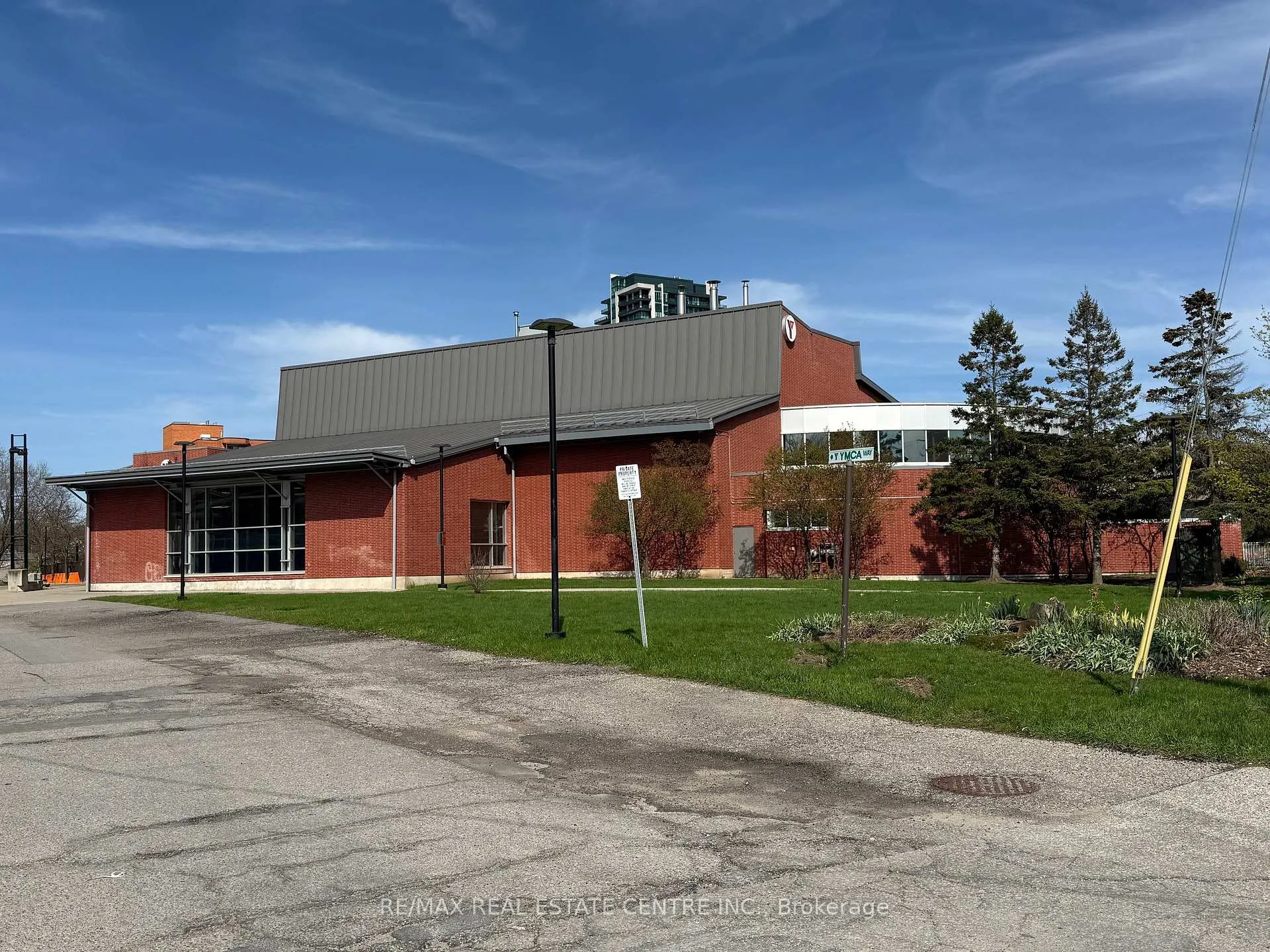 Photo 22 of Unit Unit C, 22 Nelson St Street, Brampton, Downtown Brampton — HOMEH