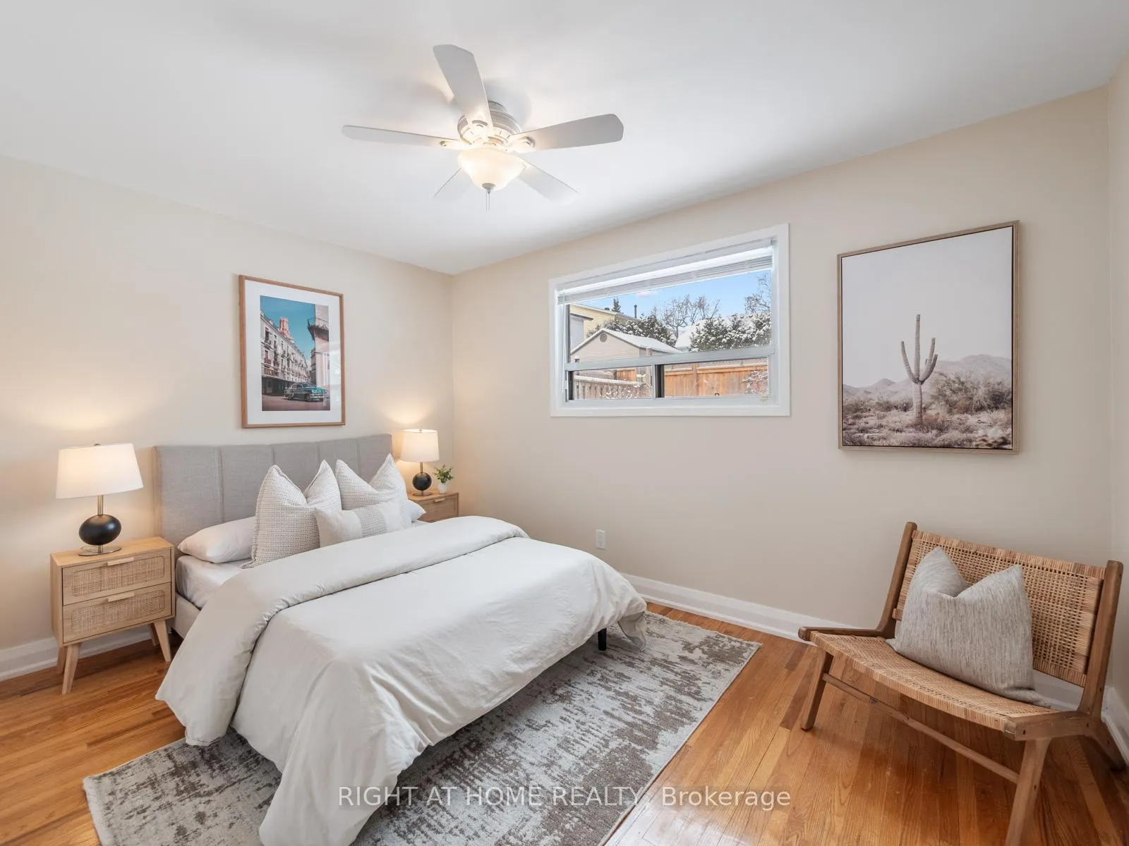 Photo 16 of 971 Essa Crescent, Pickering, West Shore — HOMEH