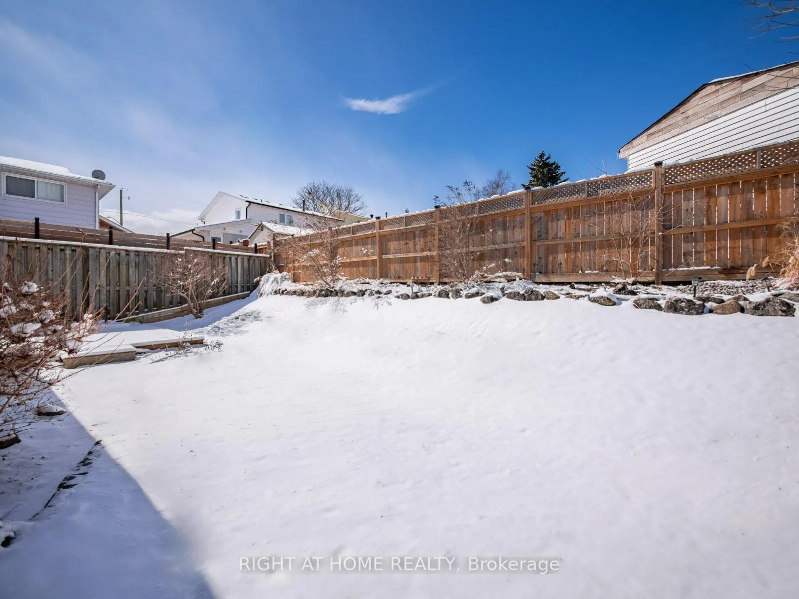 Photo 28 of 971 Essa Crescent, Pickering, West Shore — HOMEH