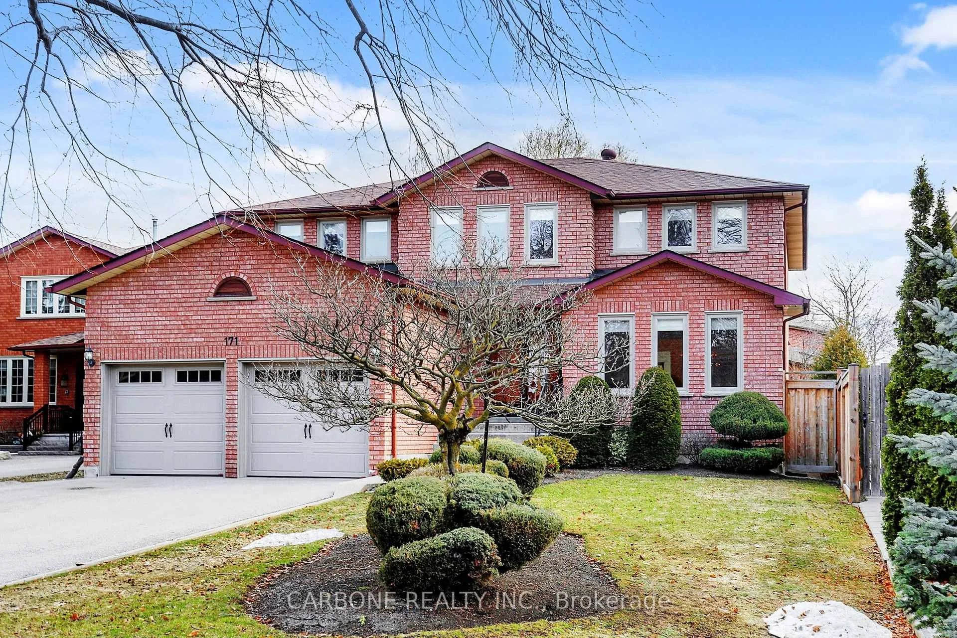 Photo 2 of 171 Villa Park Drive, Vaughan, East Woodbridge — HOMEH