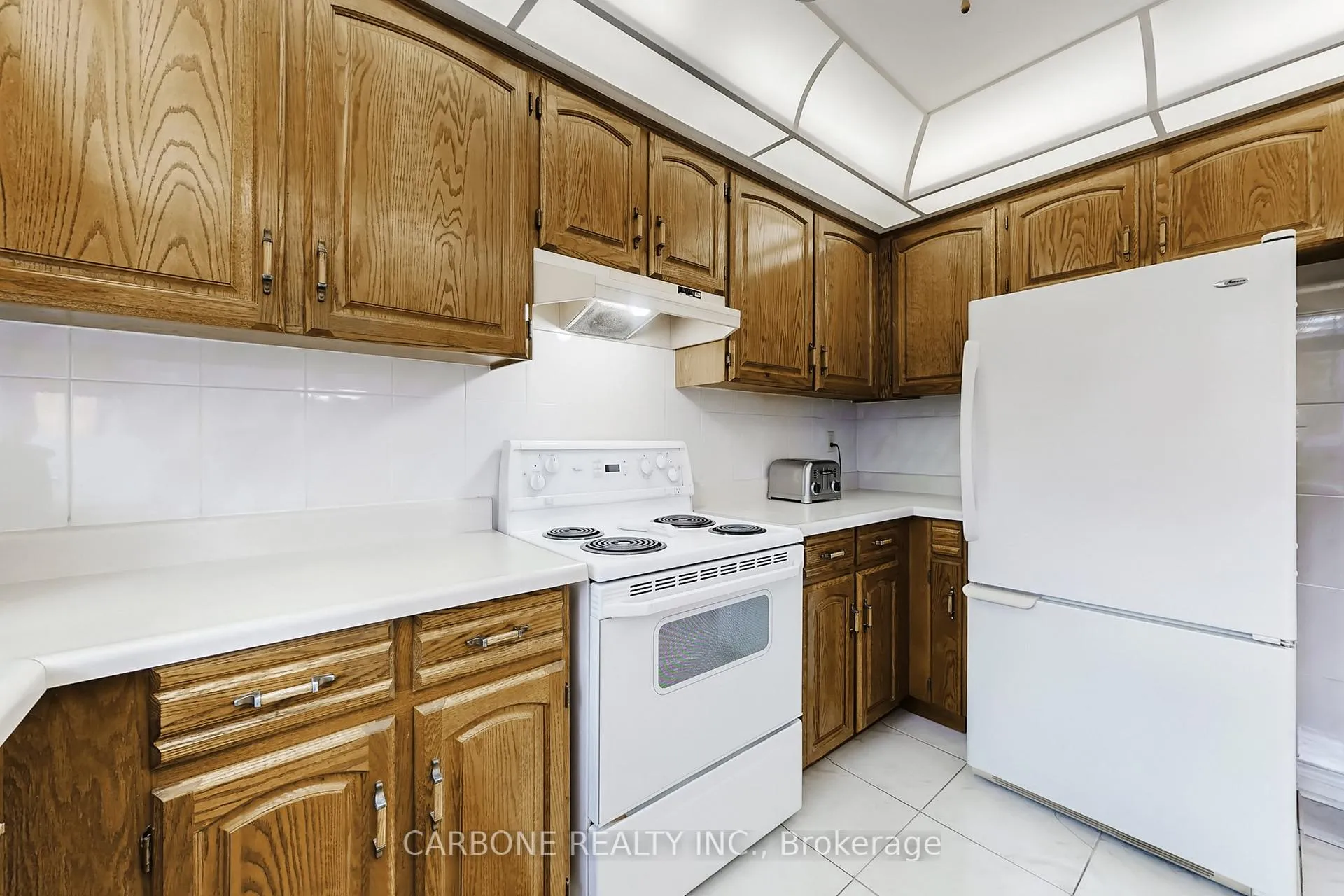 Photo 14 of 171 Villa Park Drive, Vaughan, East Woodbridge — HOMEH