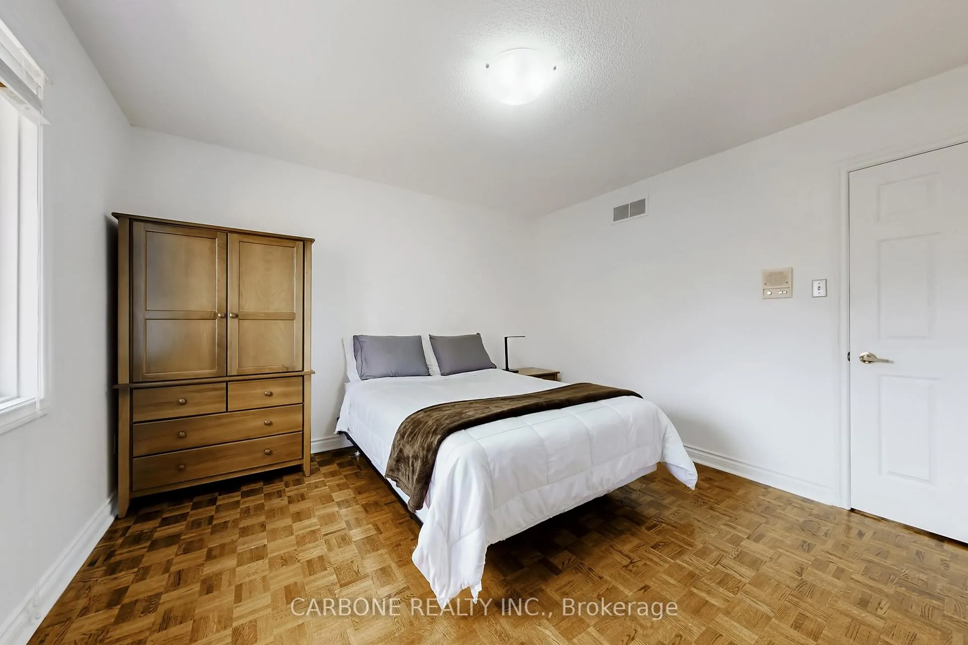 Photo 33 of 171 Villa Park Drive, Vaughan, East Woodbridge — HOMEH
