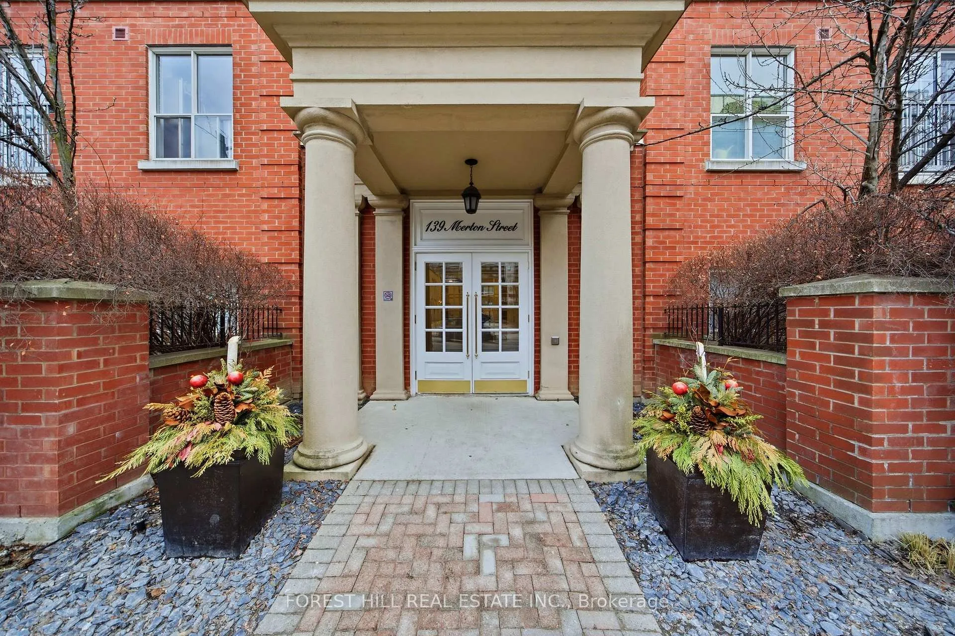 Photo 1 of Unit 631, 139 Merton Street, Toronto, Mount Pleasant West — HOMEH