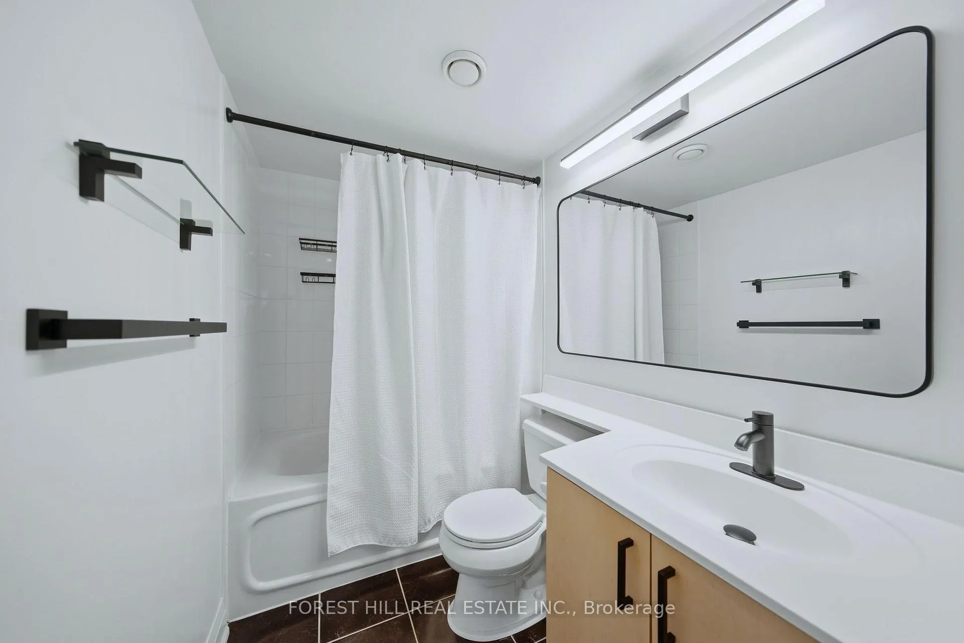Photo 13 of Unit 631, 139 Merton Street, Toronto, Mount Pleasant West — HOMEH