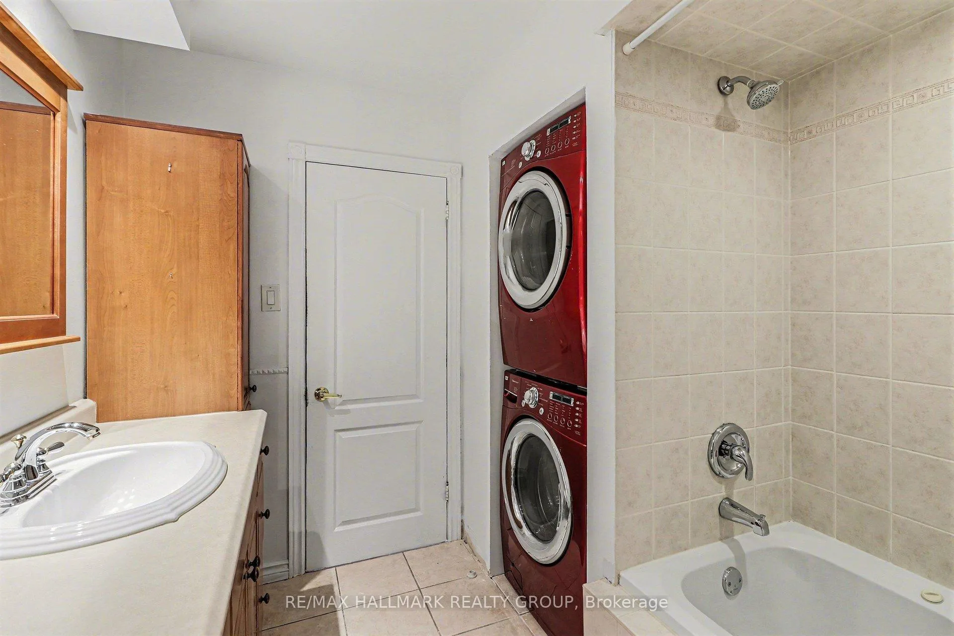 Photo 10 of 1753 Heron Road, Ottawa, Guildwood Estates - Urbandale Acres — HOMEH