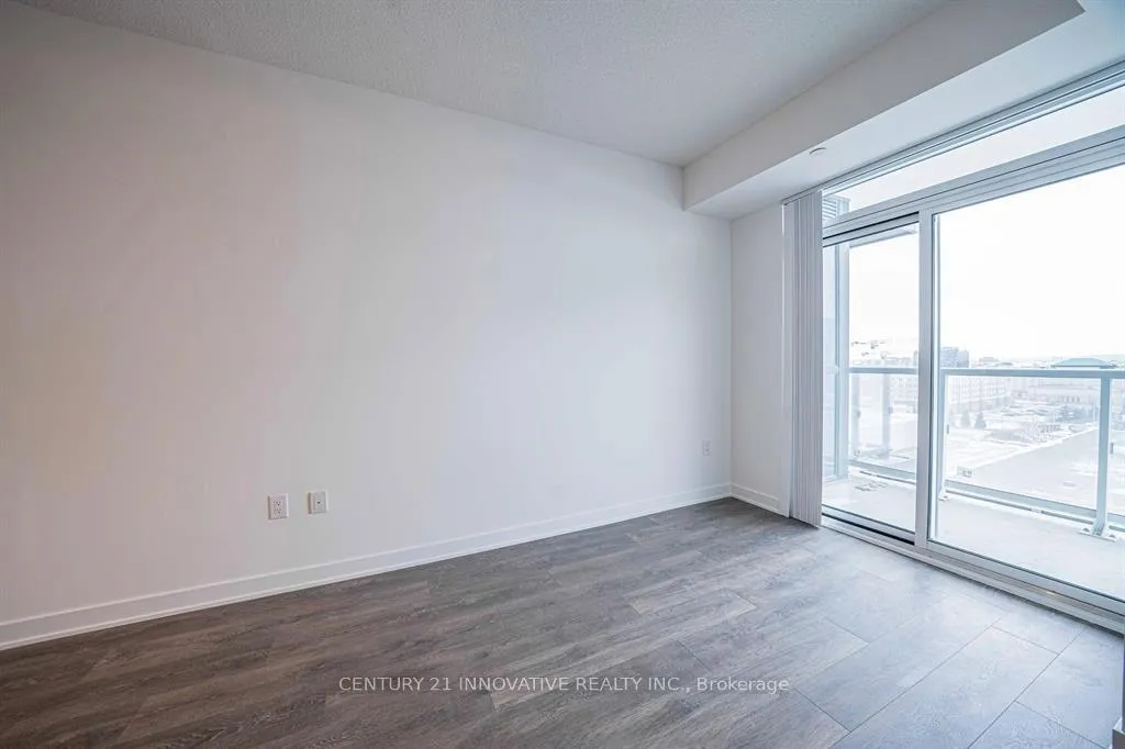 Photo 13 of Unit 902, 10 Honeycrisp Crescent, Vaughan, Vaughan Corporate Centre — HOMEH