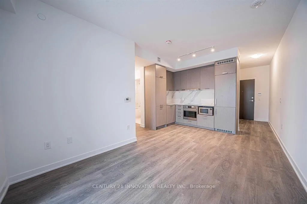 Photo 16 of Unit 902, 10 Honeycrisp Crescent, Vaughan, Vaughan Corporate Centre — HOMEH
