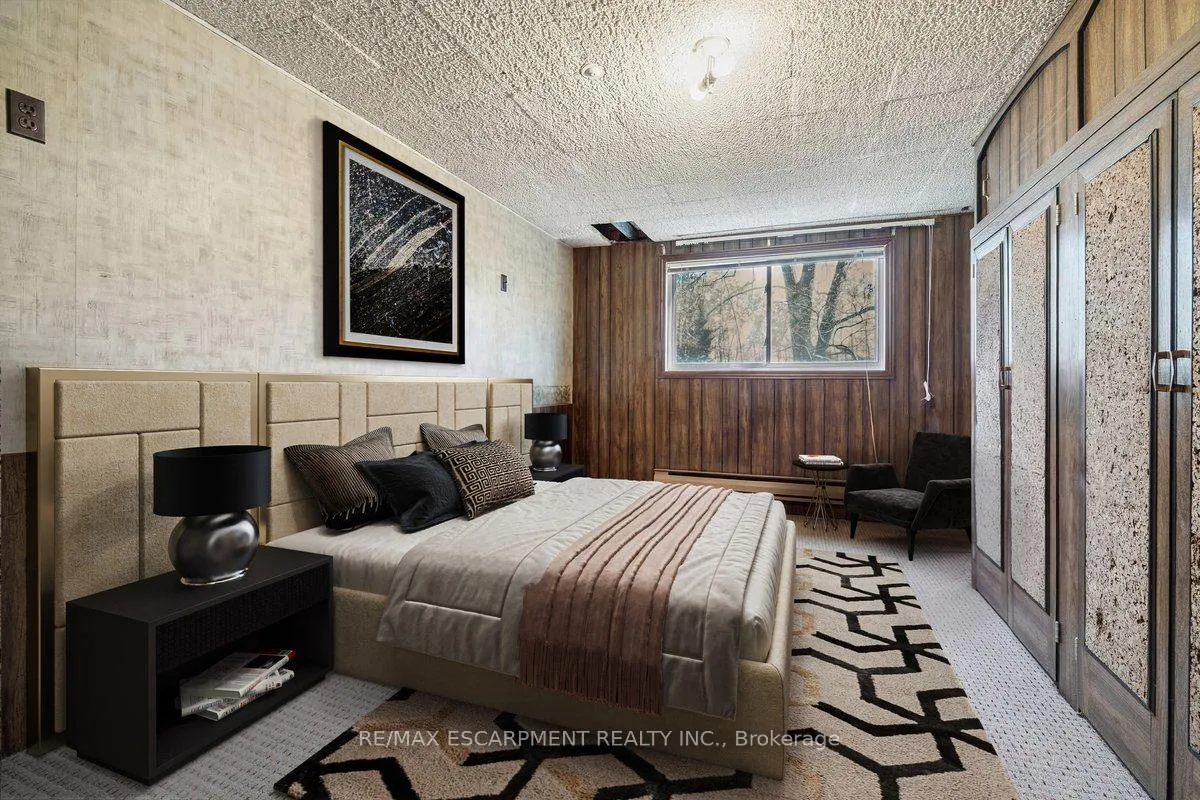 Photo 20 of Unit 4, 1552 Kerns Road, Burlington, Tyandaga — HOMEH