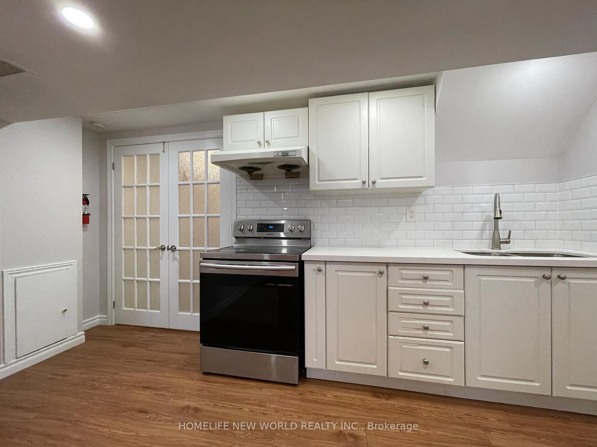 Photo 8 of 85 William Honey Crescent, Markham, Middlefield — HOMEH