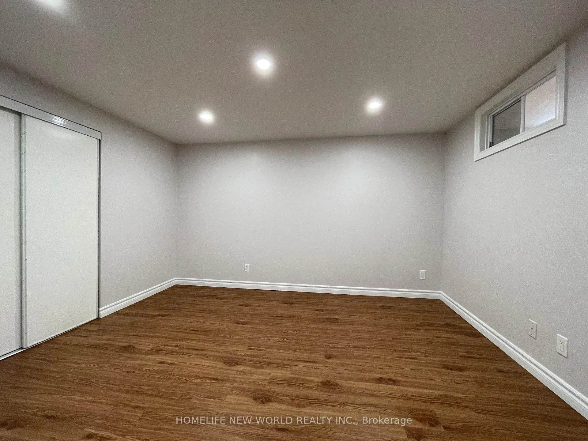 Photo 10 of 85 William Honey Crescent, Markham, Middlefield — HOMEH