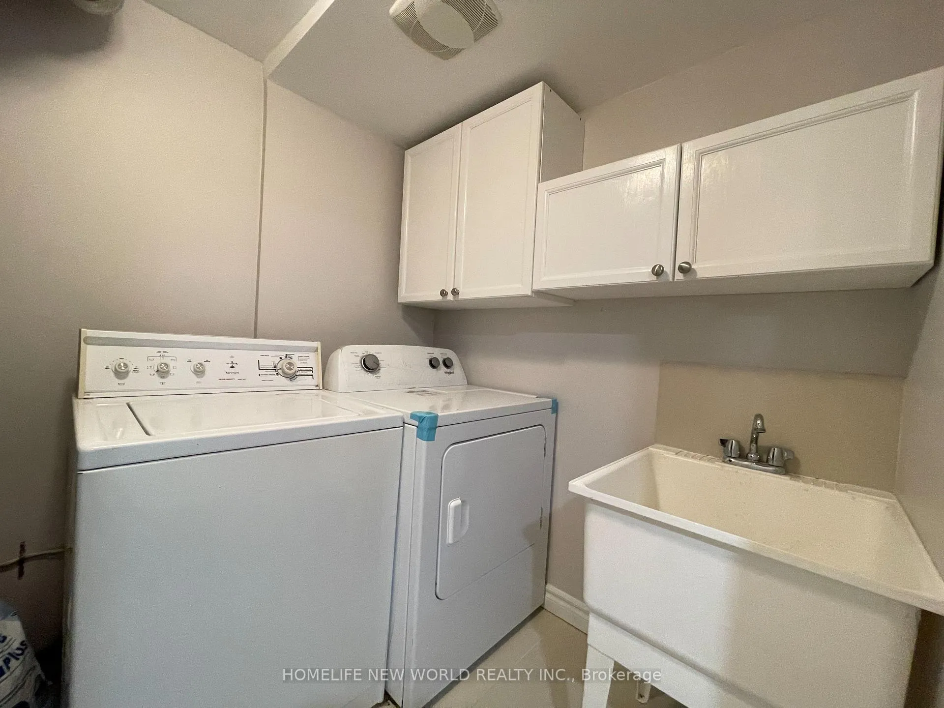 Photo 14 of 85 William Honey Crescent, Markham, Middlefield — HOMEH