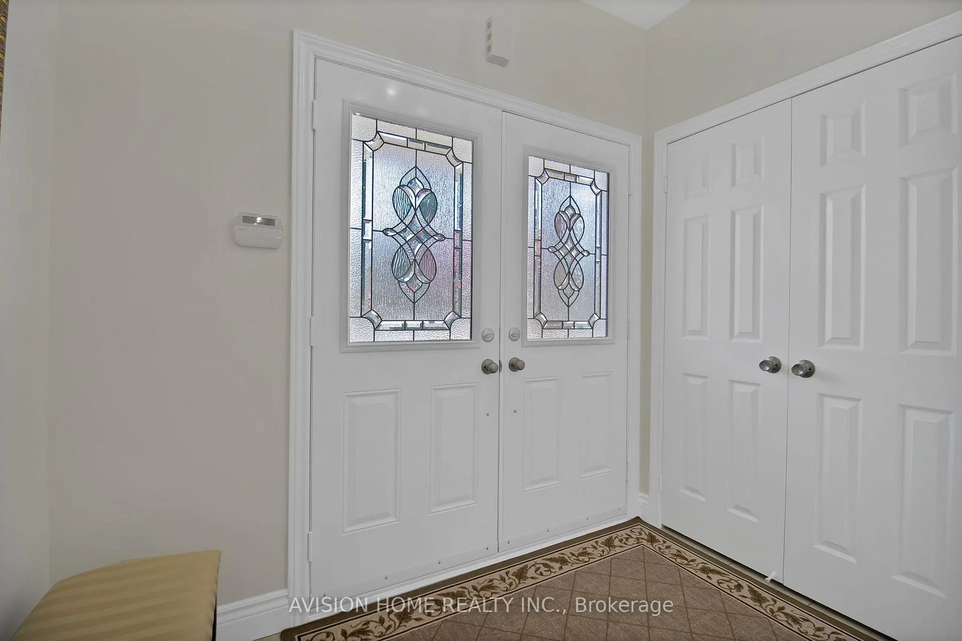 Photo 3 of 26 Andrew Hill Drive, Vaughan, Vellore Village — HOMEH