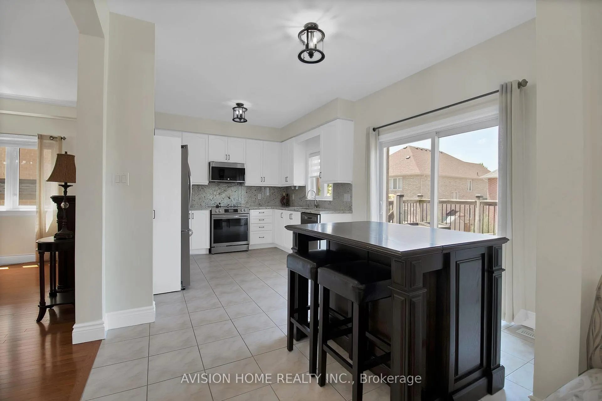 Photo 12 of 26 Andrew Hill Drive, Vaughan, Vellore Village — HOMEH