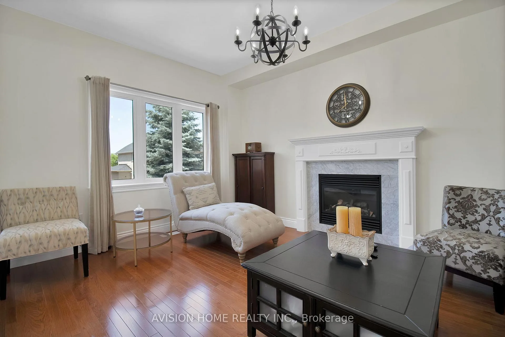 Photo 14 of 26 Andrew Hill Drive, Vaughan, Vellore Village — HOMEH