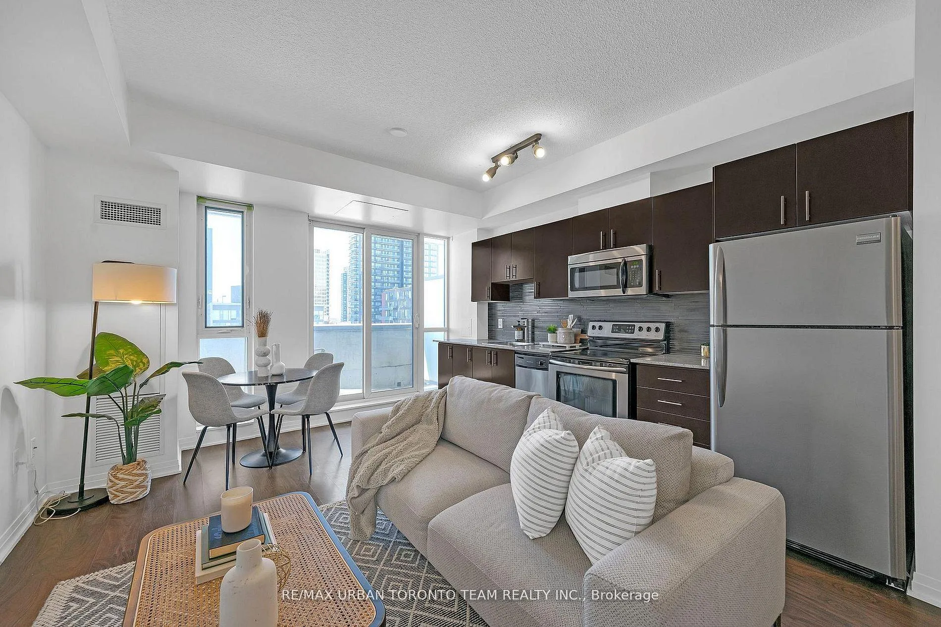 Photo 1 of Unit 816, 25 Cole Street, Toronto, Regent Park — HOMEH