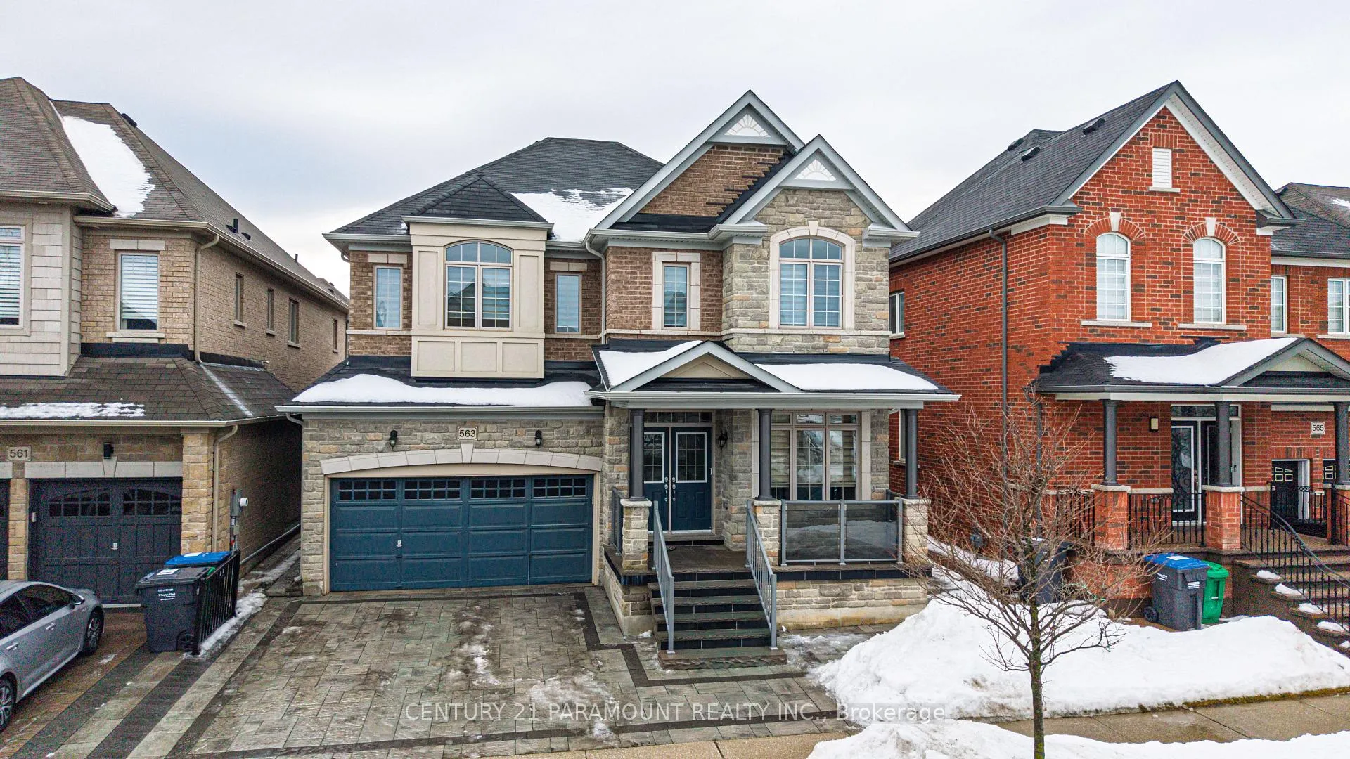 Front of 563 Dougall Avenue E