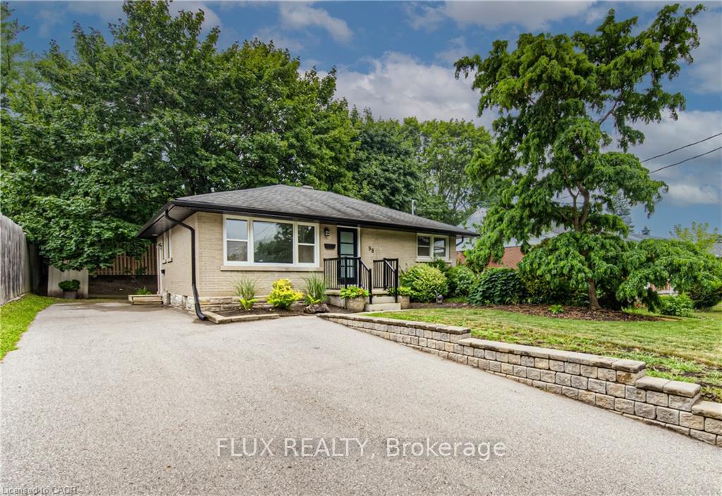 Photo 2 of 98 Harber Avenue, Kitchener — HOMEH