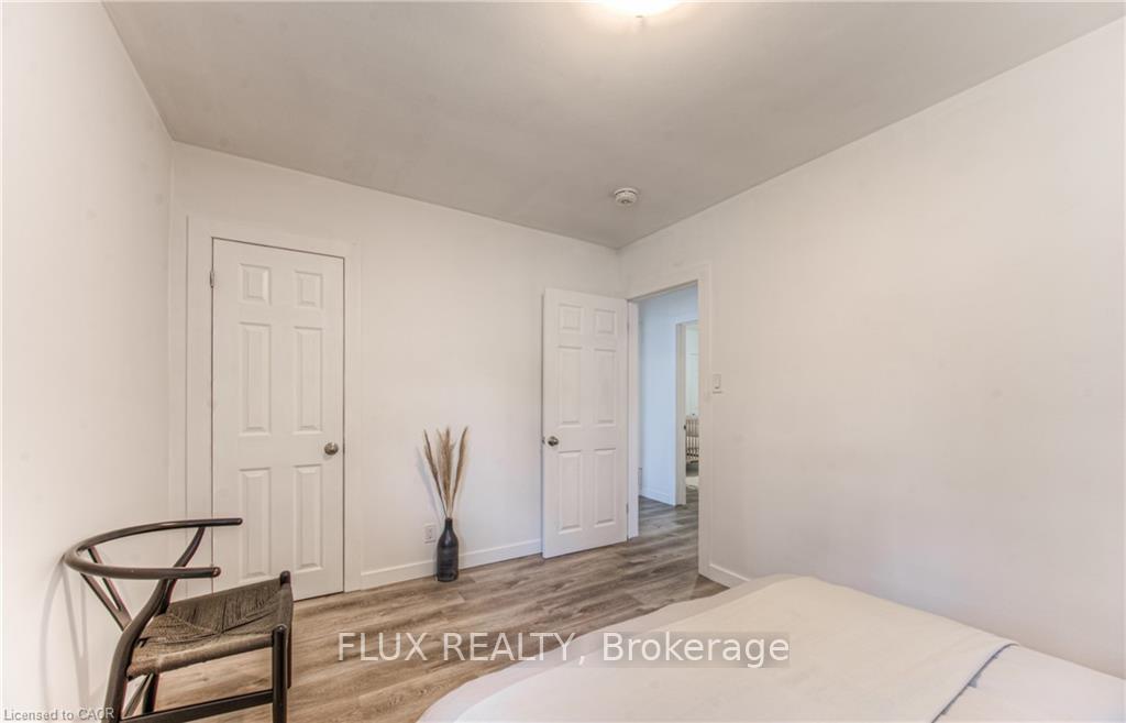 Photo 19 of 98 Harber Avenue, Kitchener — HOMEH