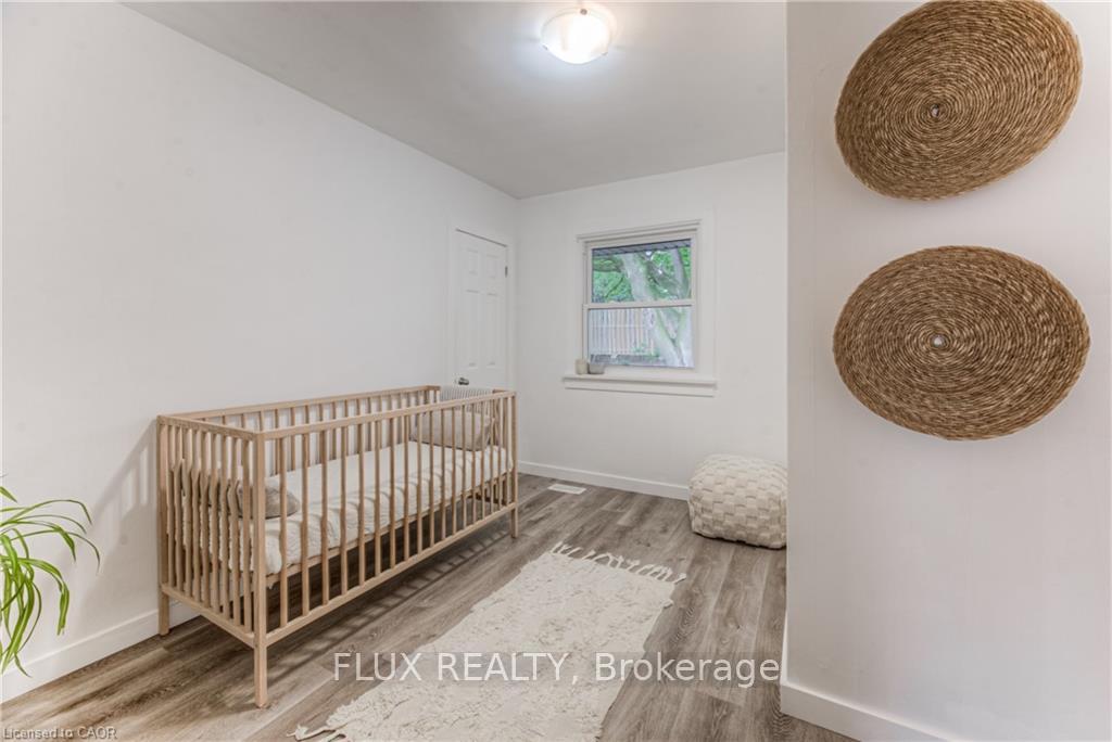 Photo 20 of 98 Harber Avenue, Kitchener — HOMEH
