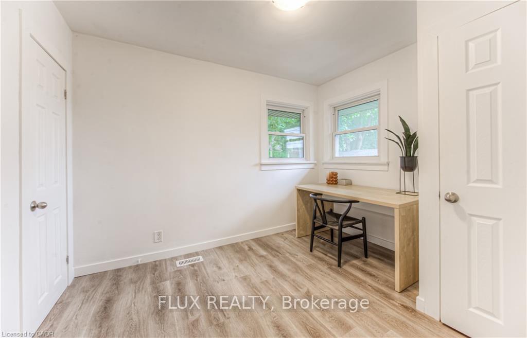 Photo 22 of 98 Harber Avenue, Kitchener — HOMEH
