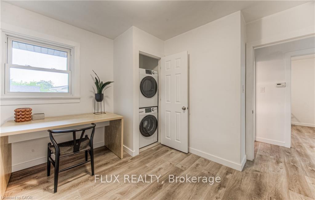 Photo 23 of 98 Harber Avenue, Kitchener — HOMEH