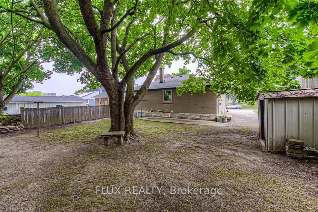 Photo 29 of 98 Harber Avenue, Kitchener — HOMEH