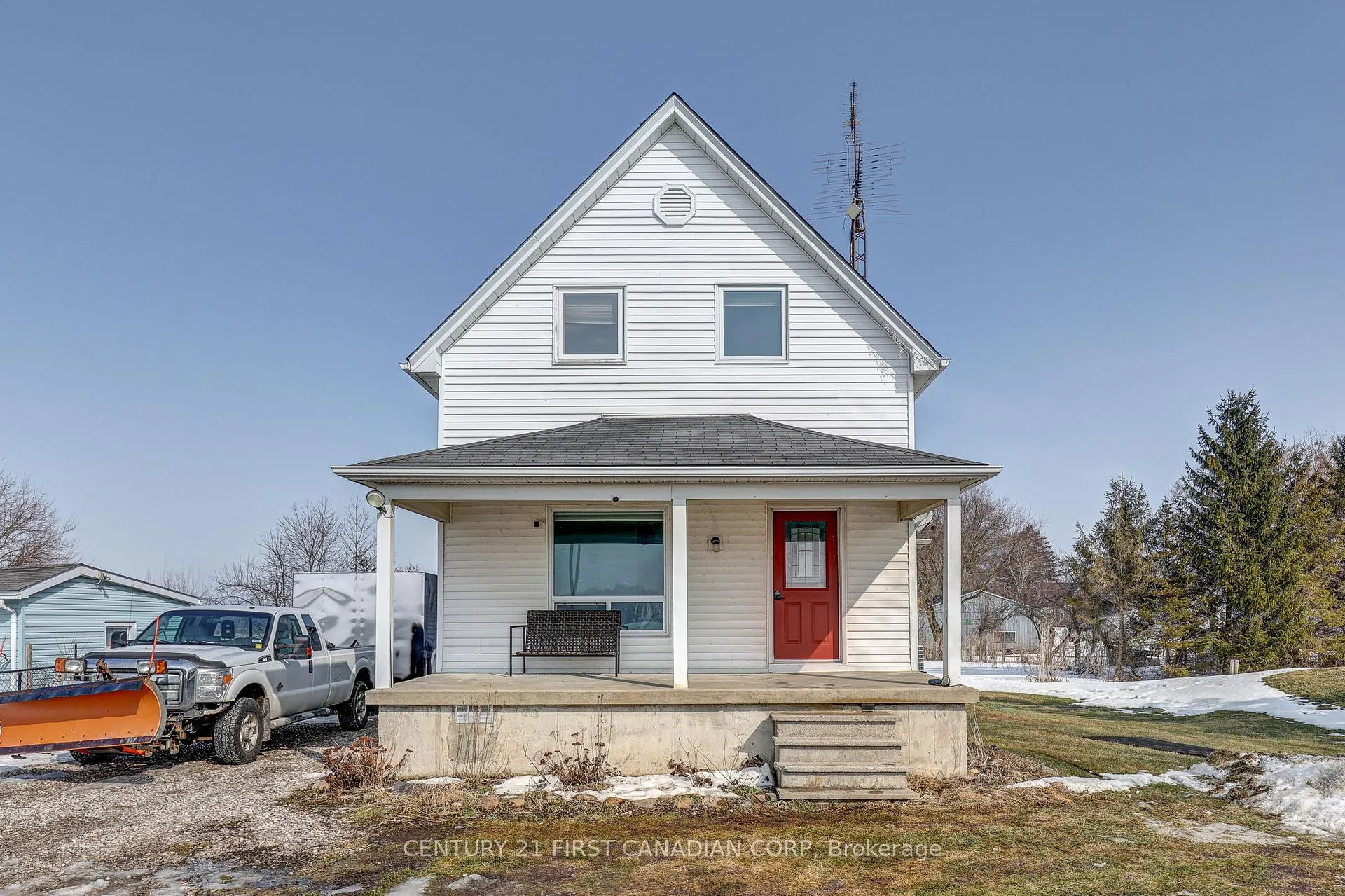 Front of 20351 Duart Road