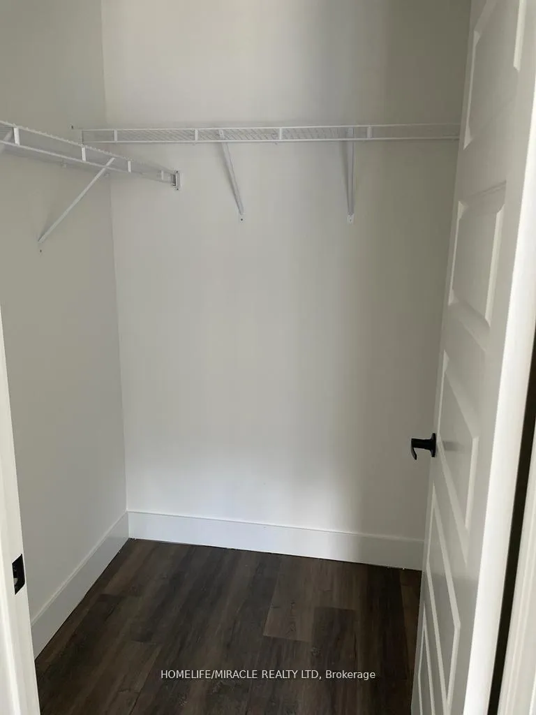 Photo 5 of Unit 205, 1101 Lackner Place, Kitchener — HOMEH
