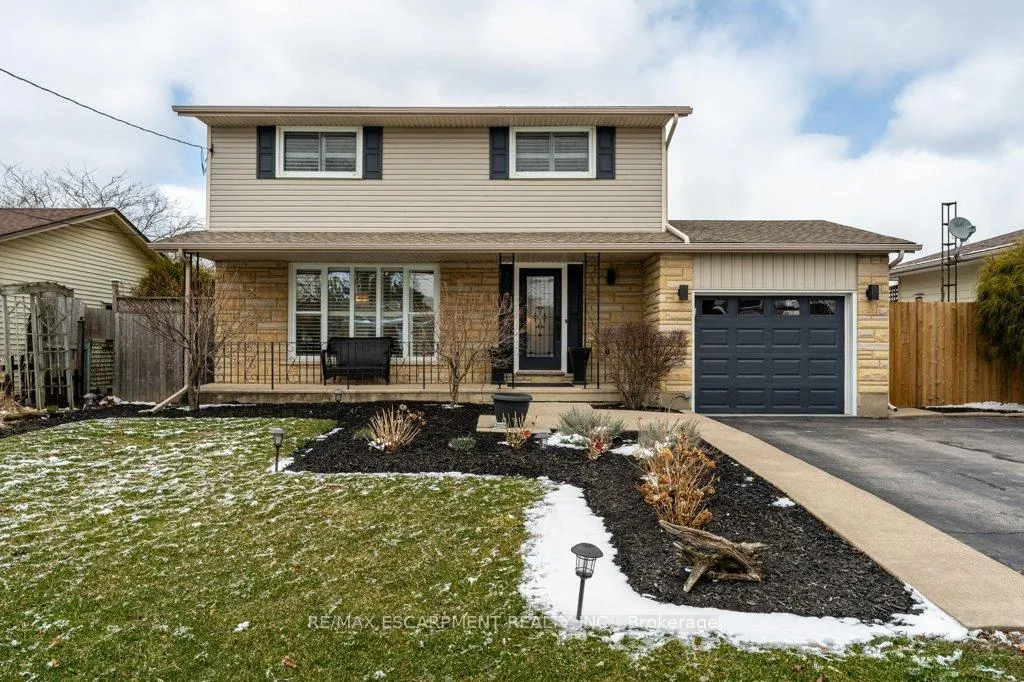Photo 1 of 4931 Cameron Avenue, Lincoln, Beamsville — HOMEH