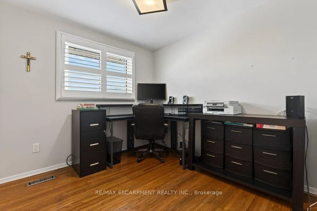 Photo 21 of 4931 Cameron Avenue, Lincoln, Beamsville — HOMEH