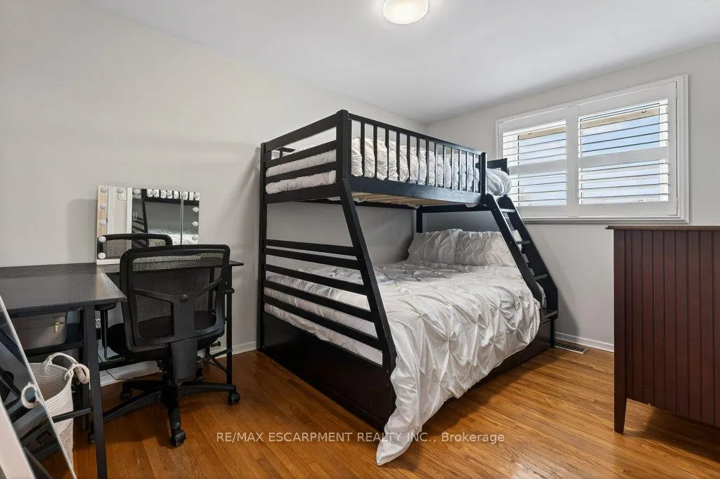 Photo 25 of 4931 Cameron Avenue, Lincoln, Beamsville — HOMEH
