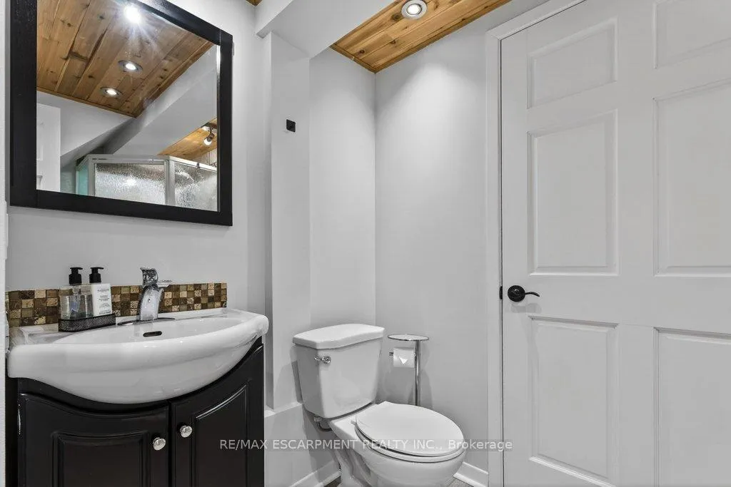 Photo 28 of 4931 Cameron Avenue, Lincoln, Beamsville — HOMEH