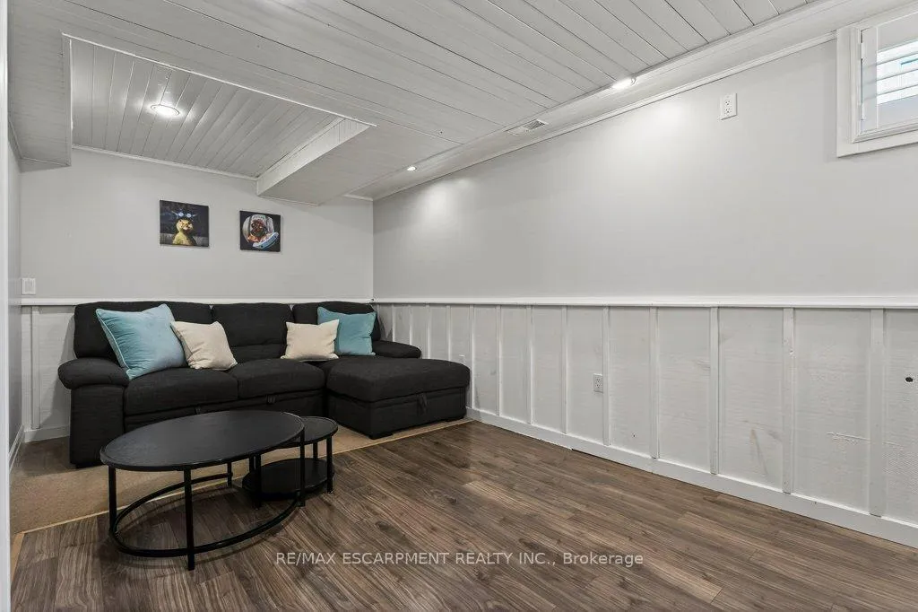 Photo 33 of 4931 Cameron Avenue, Lincoln, Beamsville — HOMEH