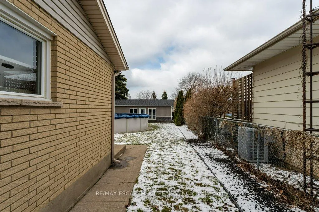 Photo 36 of 4931 Cameron Avenue, Lincoln, Beamsville — HOMEH