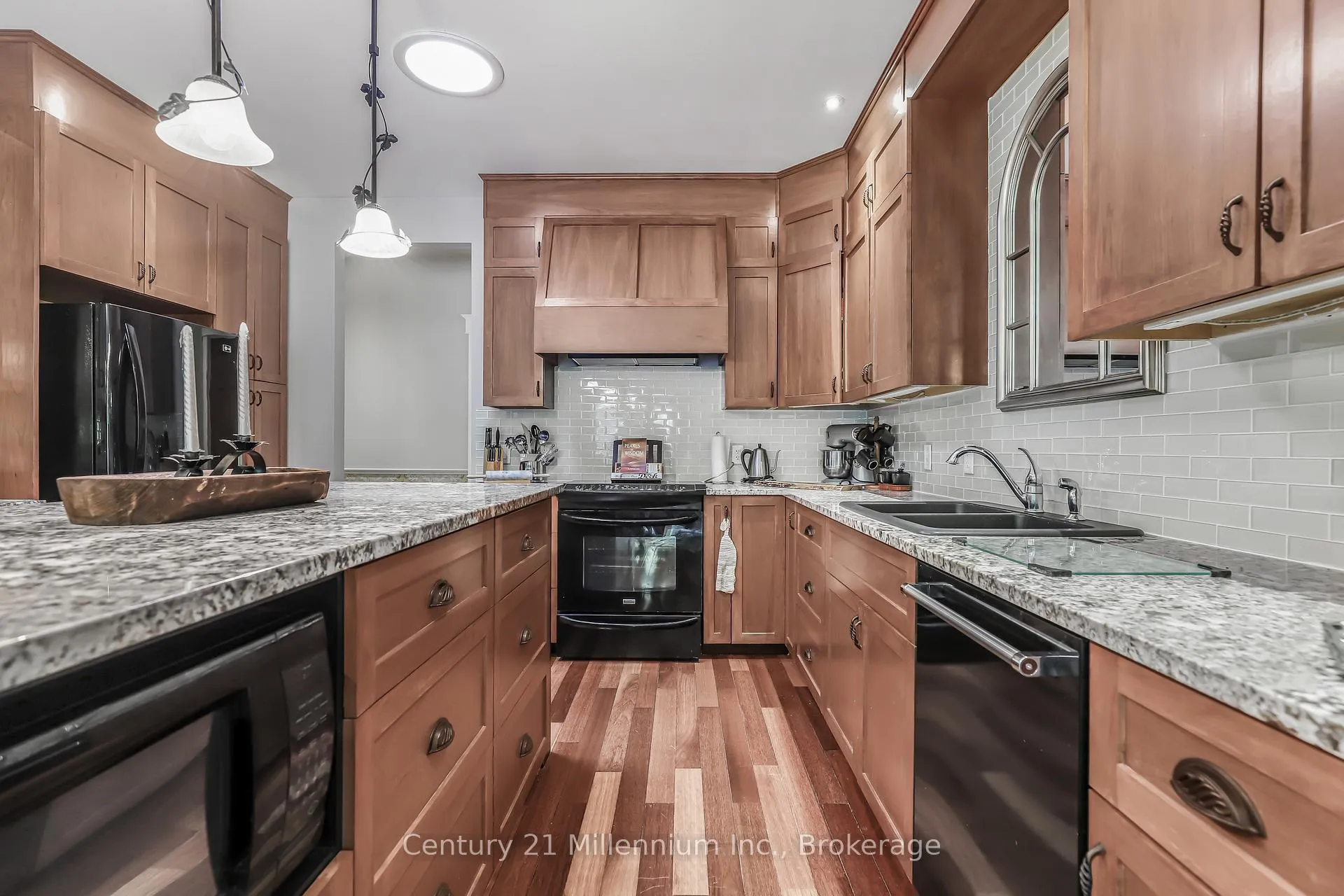 Photo 9 of 215319 Concession 4, Chatsworth — HOMEH