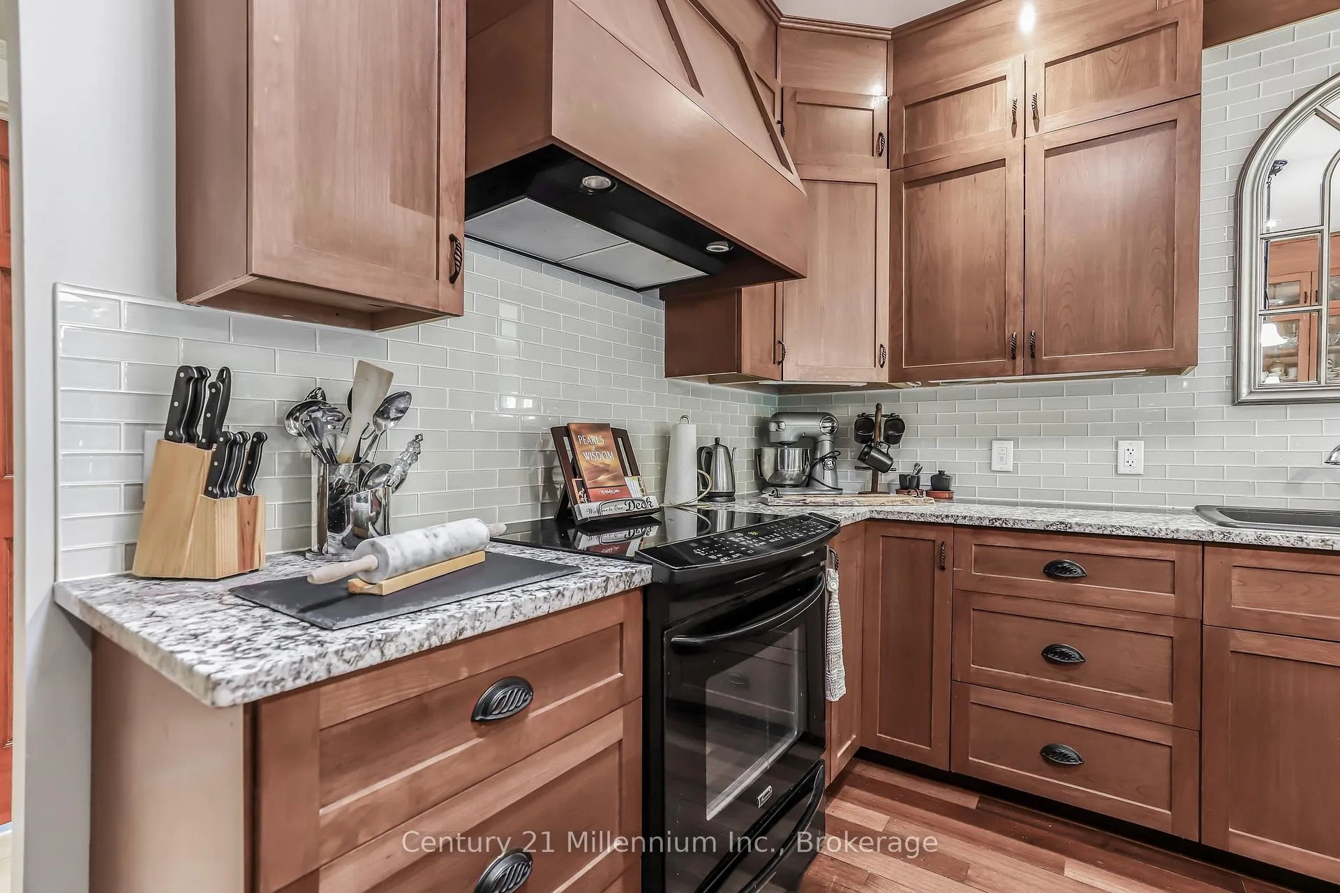 Photo 12 of 215319 Concession 4, Chatsworth — HOMEH
