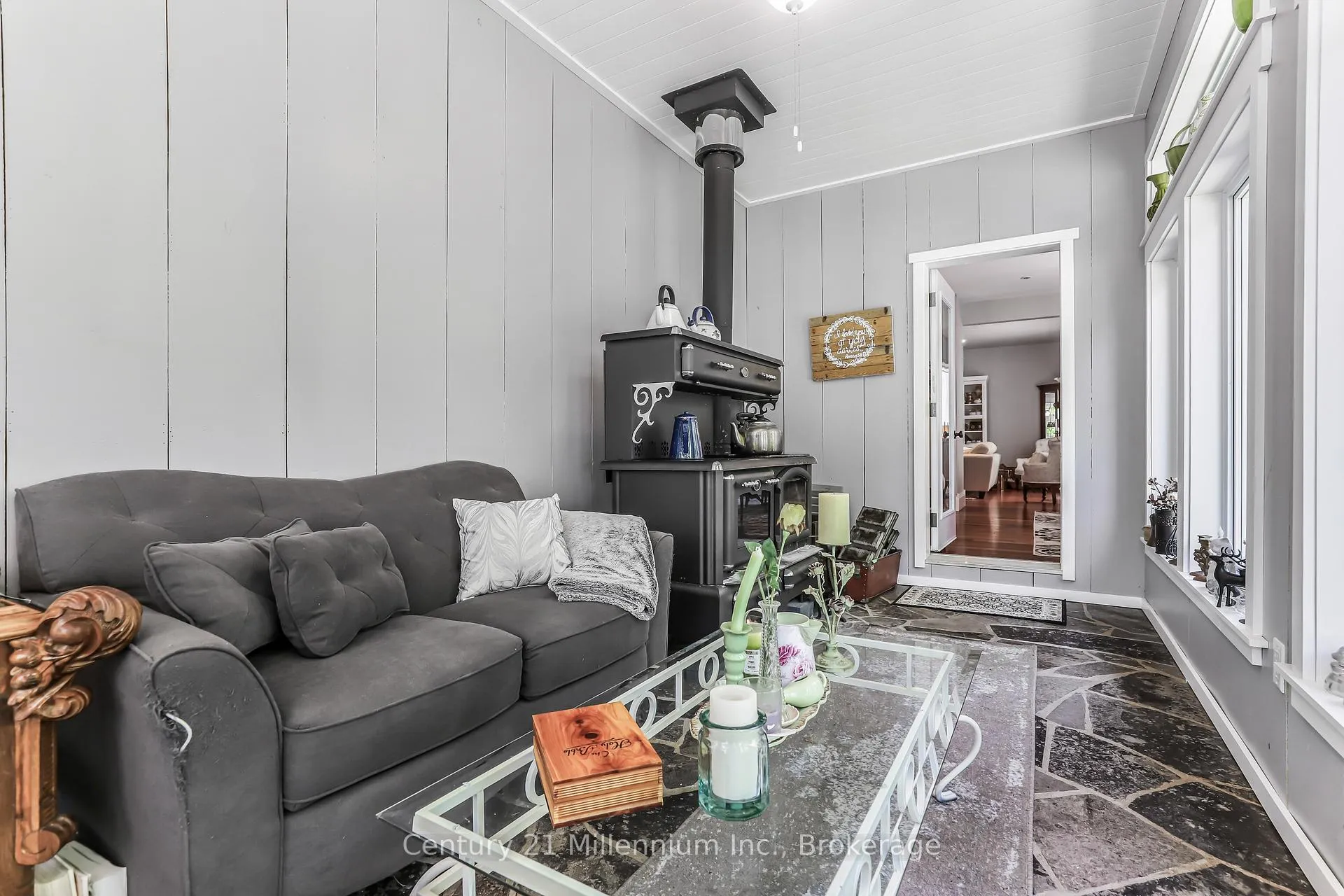 Photo 16 of 215319 Concession 4, Chatsworth — HOMEH